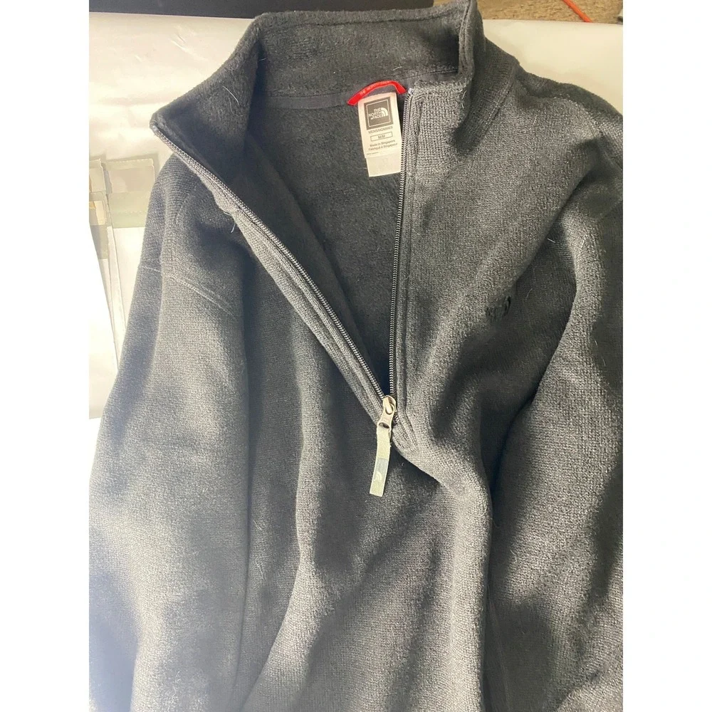 The‎ North Face Black 1/4 Zip Fleece Pullover Jacket Mens Medium
